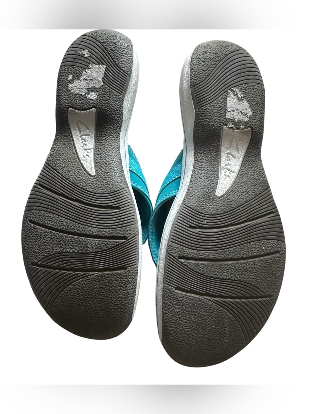 Clarks® Breeze Sea Cloudstepper Women's Flip Flop Sandals Color: Aqua Size: 9 - Picture 3 of 5